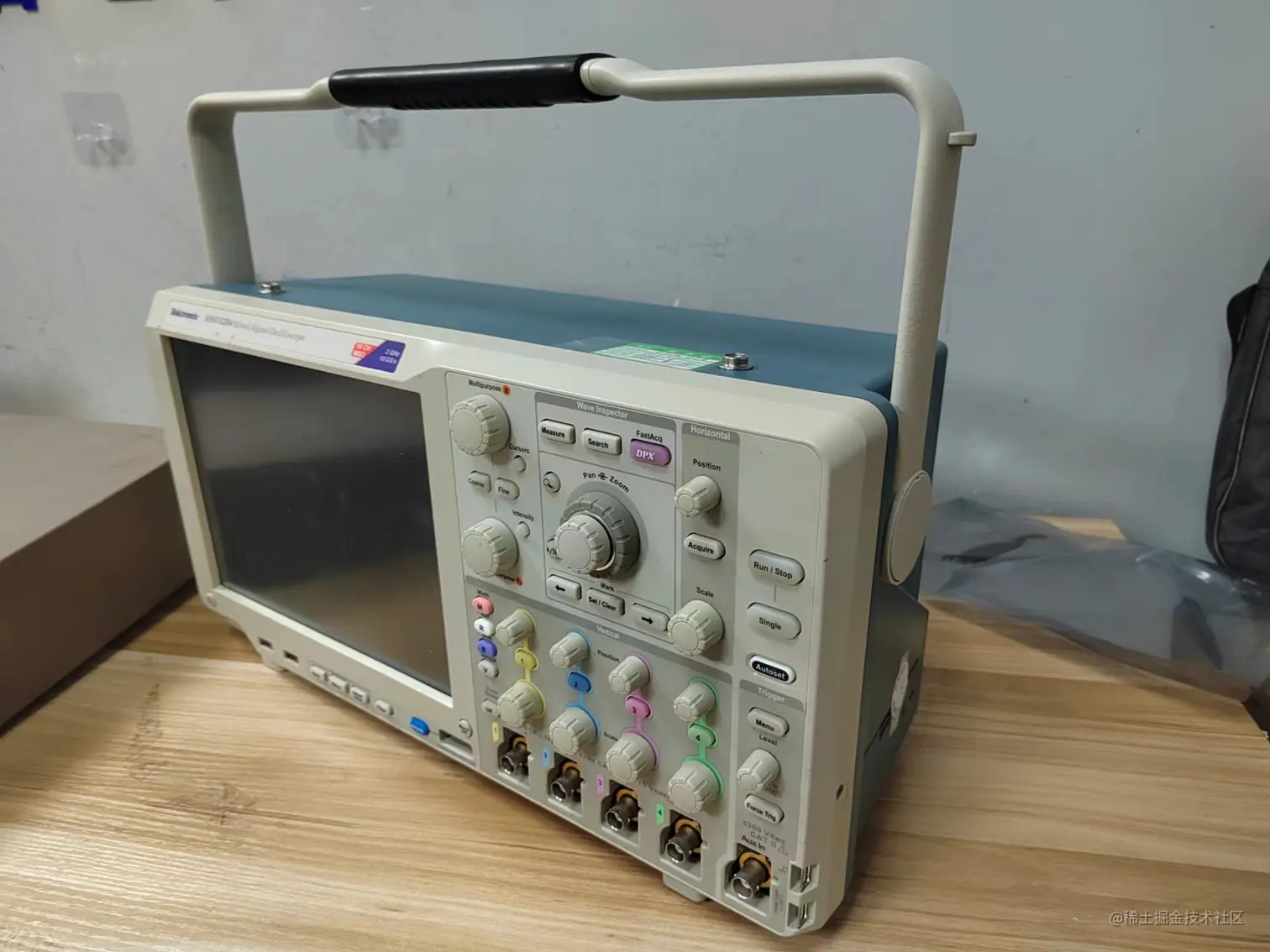 MSO5204 5.jpg