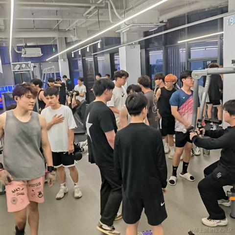 Zaccc于2023-04-17 22:58发布的图片