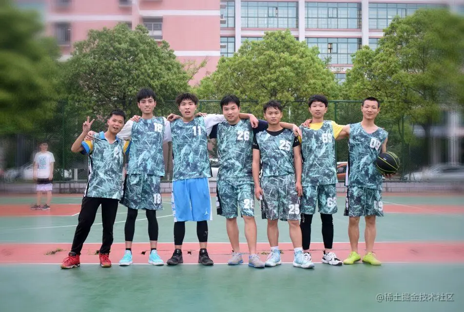 大二篮球赛合照.jpg