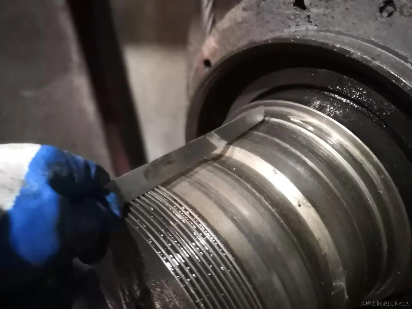 烘缸轴颈磨损1.png