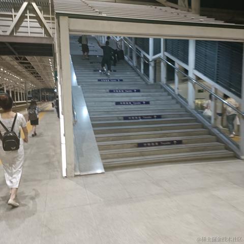 半亩花海于2023-08-14 22:32发布的图片