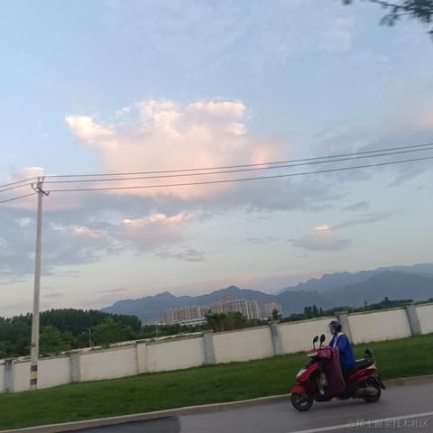落月染紫于2023-05-30 23:53发布的图片