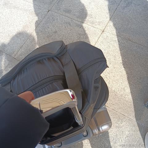 顶碗人今天吃向晚于2022-11-20 13:13发布的图片