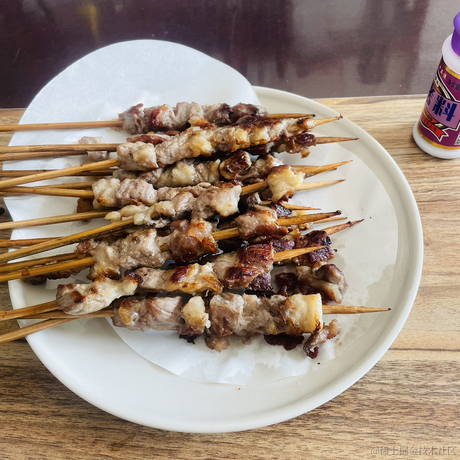 野猪保修卡于2022-12-07 12:00发布的图片