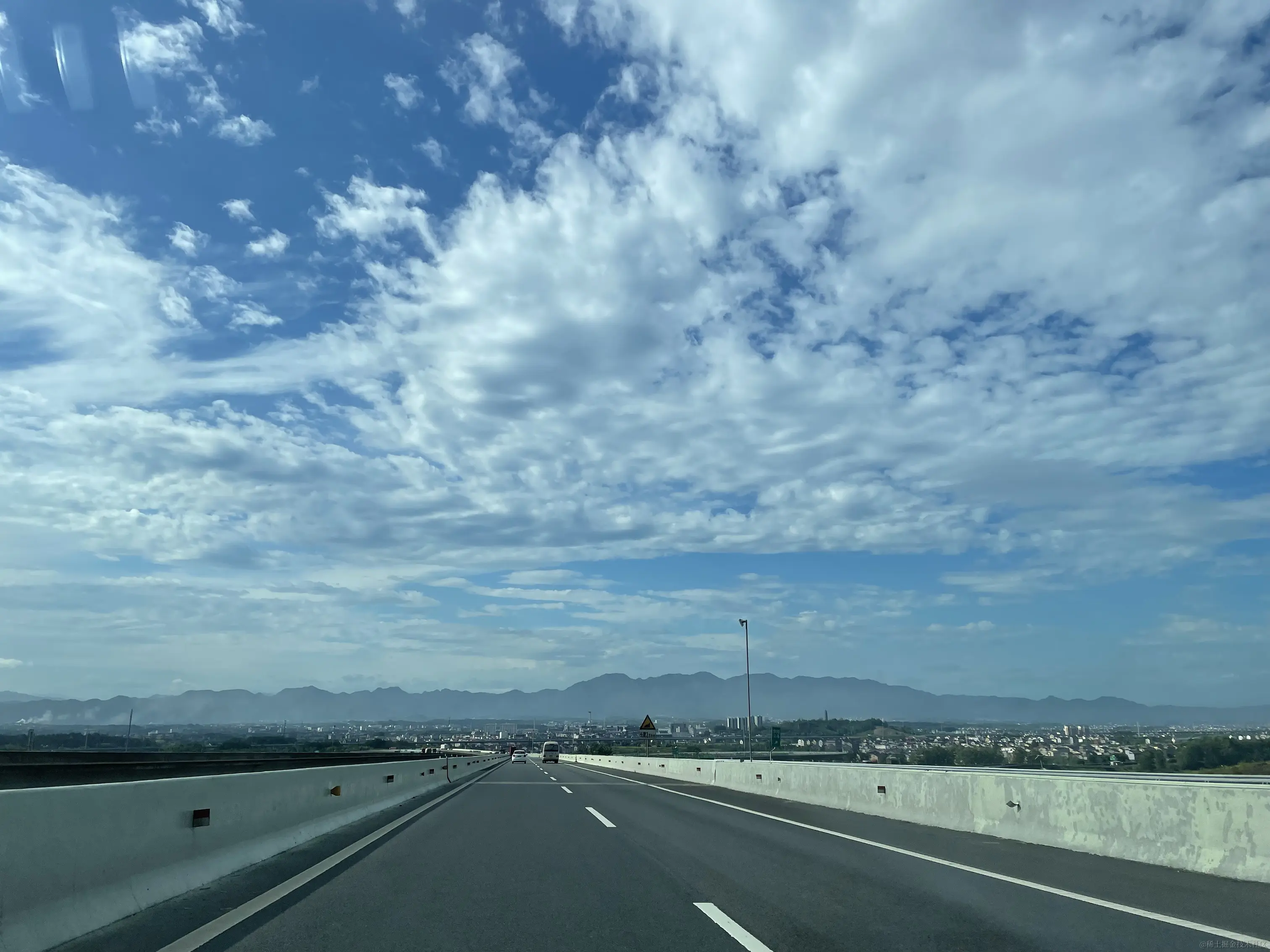 d730d941f27a466075897db7c92232a.jpg