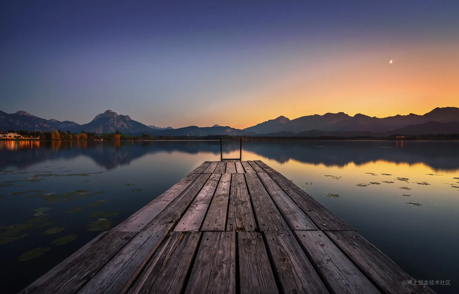 黄昏 湖畔 ɽ 码头 6k风景壁纸_彼岸图网.jpg
