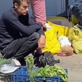 哪位于2024-06-18 15:40发布的图片