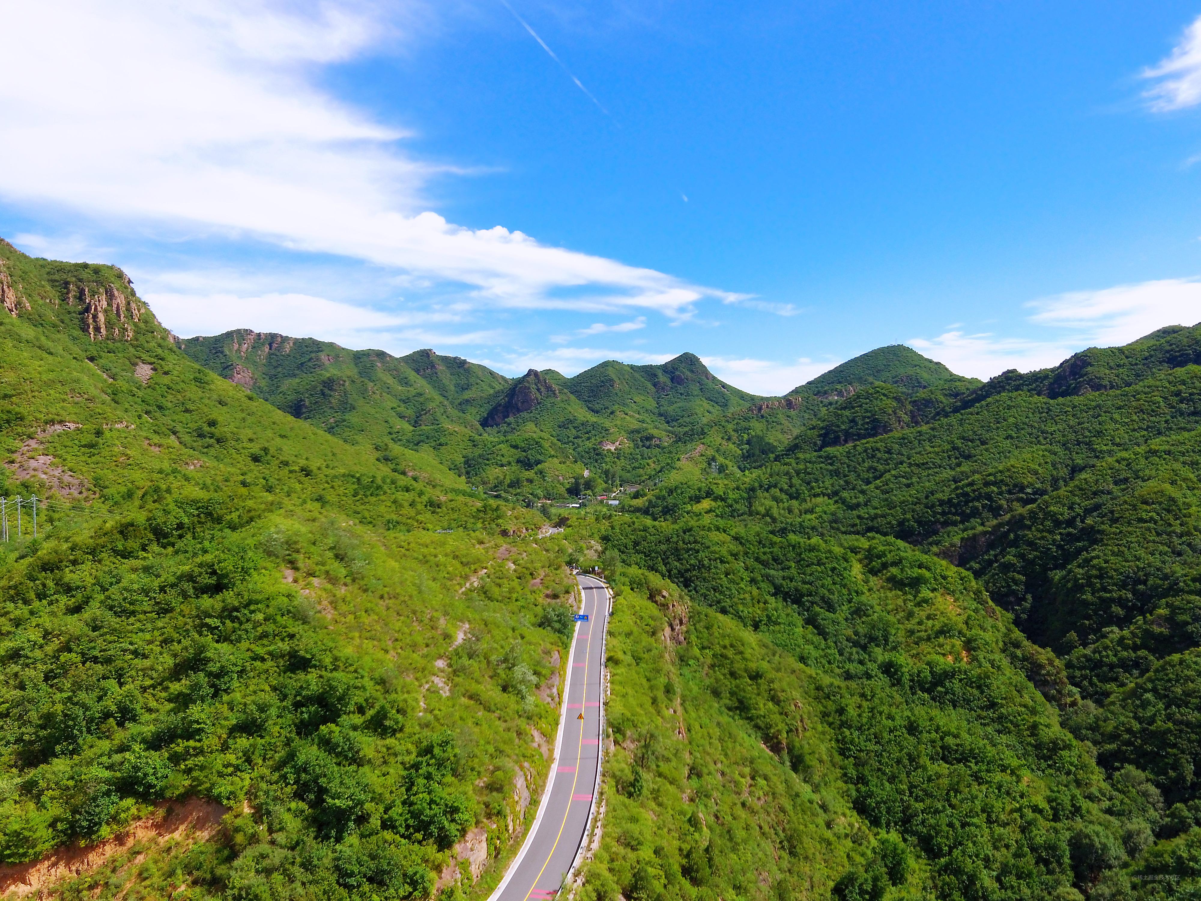 百花山路景.jpg