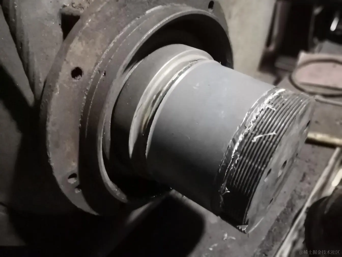 烘缸轴颈磨损2.png