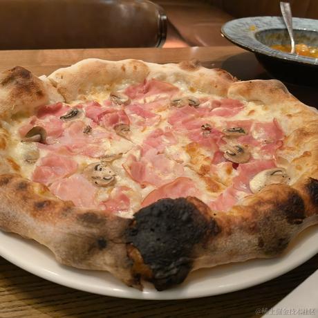 感觉有然比在身上爬于2022-12-27 00:22发布的图片