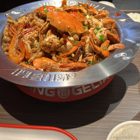 树下有只梅花鹿于2022-11-17 18:52发布的图片